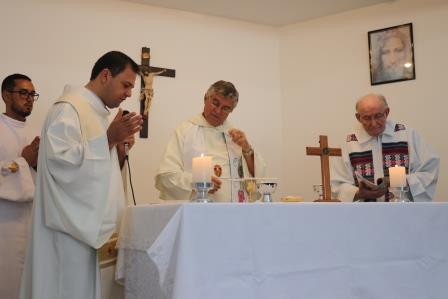 Retiro dos Dois Sagrados Corações - Brasília: Visita à Casa de Maria de Brasília