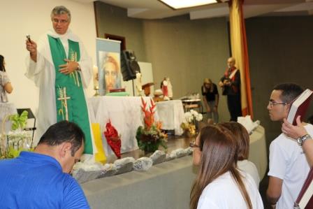 Retiro dos Dois Sagrados Corações - Brasília: Bênção e envio das capelinhas - Pe Olivar