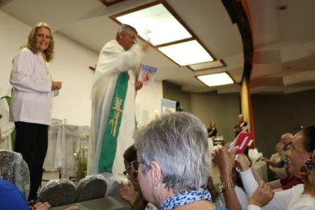 Retiro dos Dois Sagrados Corações - Brasília: Bênção e envio das capelinhas - Pe Olivar