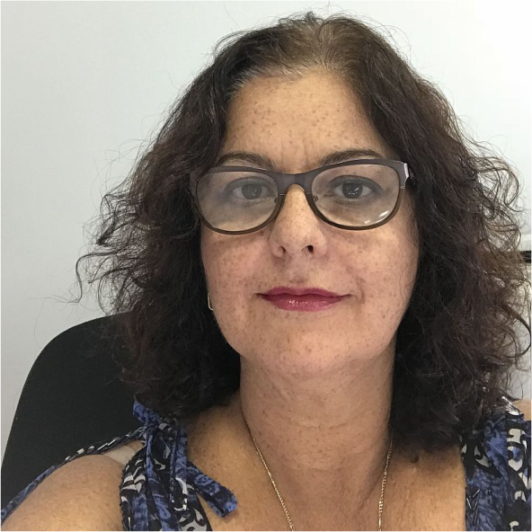 Cláudia Torres