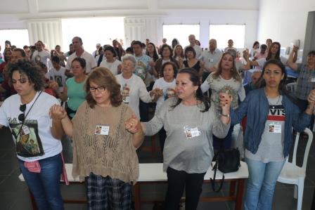 Missa realizada na Casa de Maria de Brasília: participantes