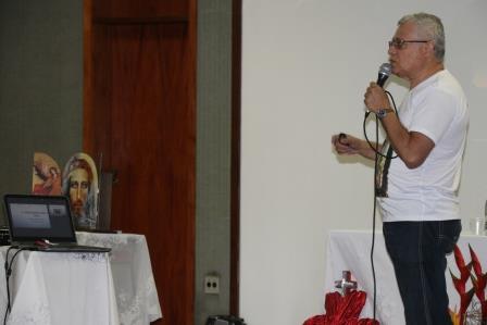 Retiro dos Dois Sagrados Corações - Brasília: Palestra: Site e Redes Sociais de AVVDBrasil - Geciel